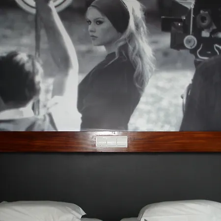 The Editory Garden Carmo Φουνκάλ