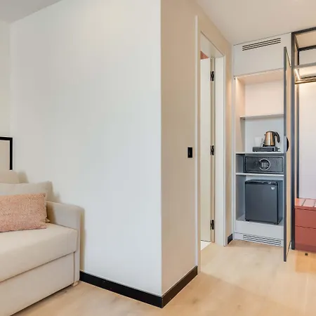 The Editory Garden Carmo 3*