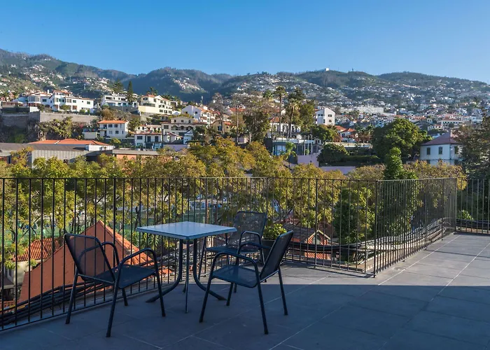 The Editory Garden Carmo Hotel Funchal (Madeira)