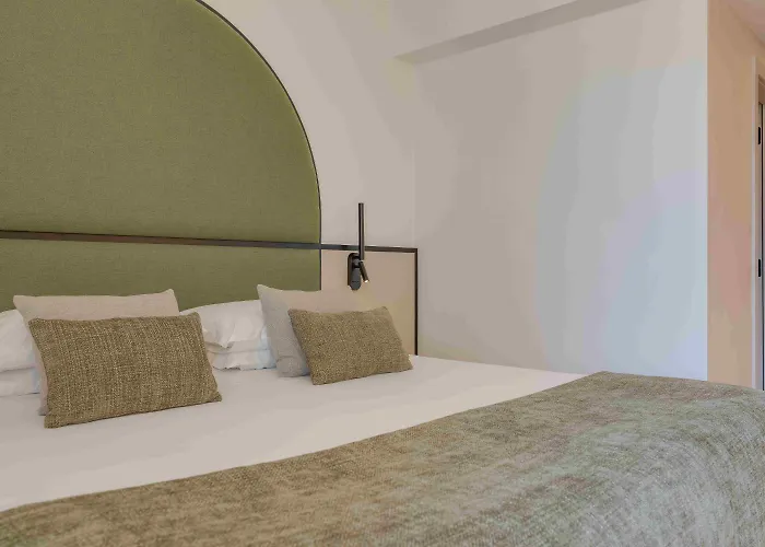 The Editory Garden Carmo Hotel Funchal (Madeira)