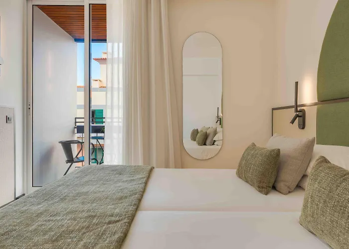 Hotel The Editory Garden Carmo