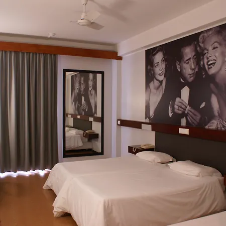 ホテル ドゥ カルモ