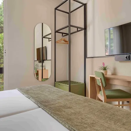 The Editory Garden Carmo 호텔 3*