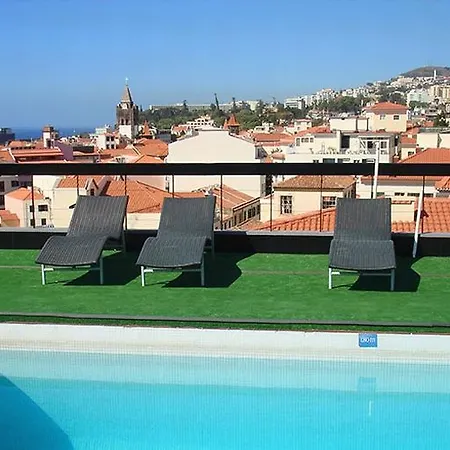 Hotel The Editory Garden Carmo