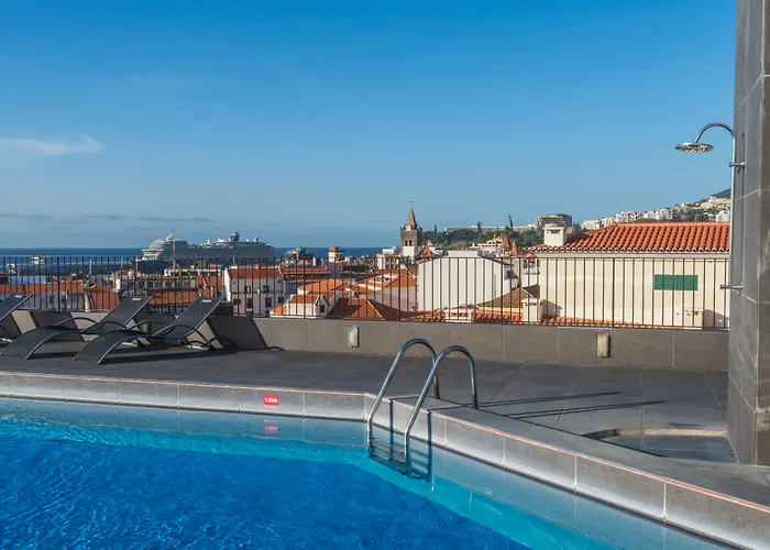 Hotel The Editory Garden Carmo Funchal (Madeira)