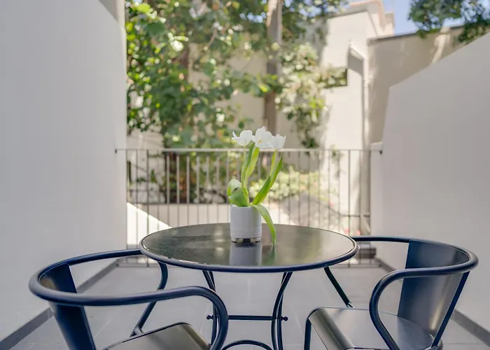 The Editory Garden Carmo 3*