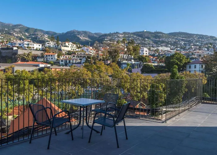 The Editory Garden Carmo Hotel 3*