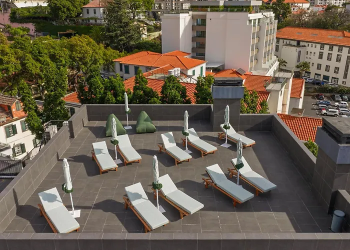 The Editory Garden Carmo Szálloda 3*